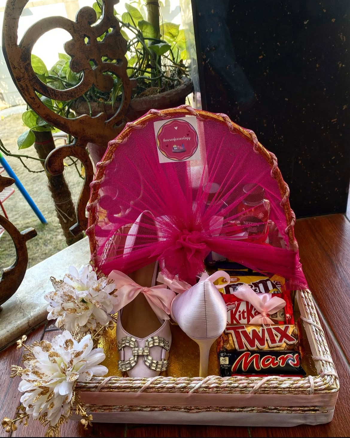 The Glam Basket